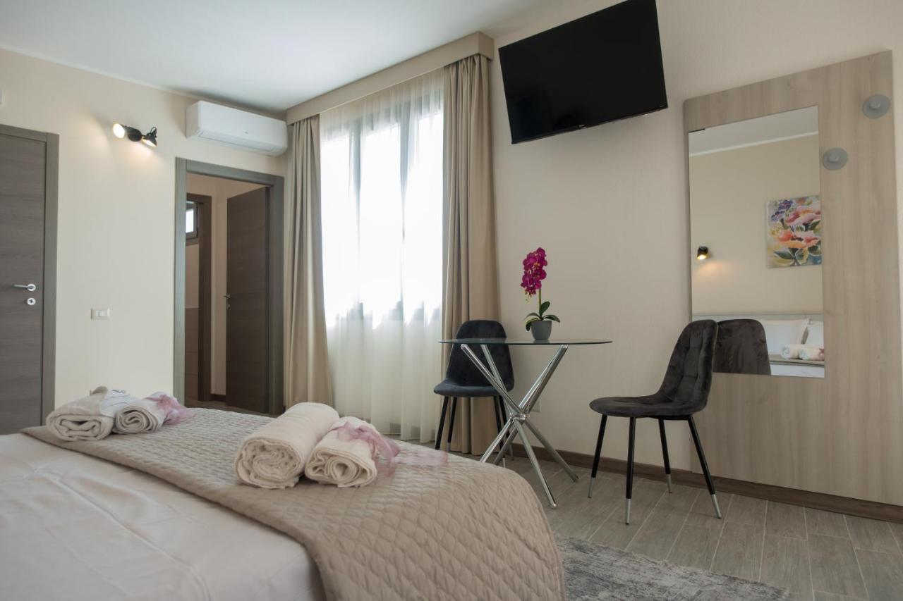 Green Guest House Oristano Kültér fotó